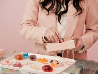 Silky Gem: Where Sugar Meets Sparkle - Cửa hàng kẹo pha lê đầu tiên ở Mỹ